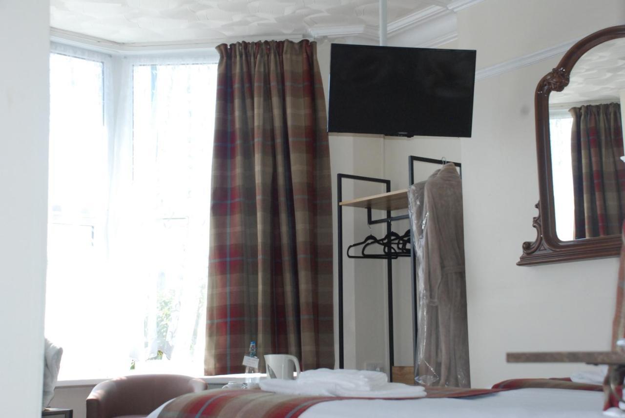 Trevali Guest House ボグナー・リージス エクステリア 写真