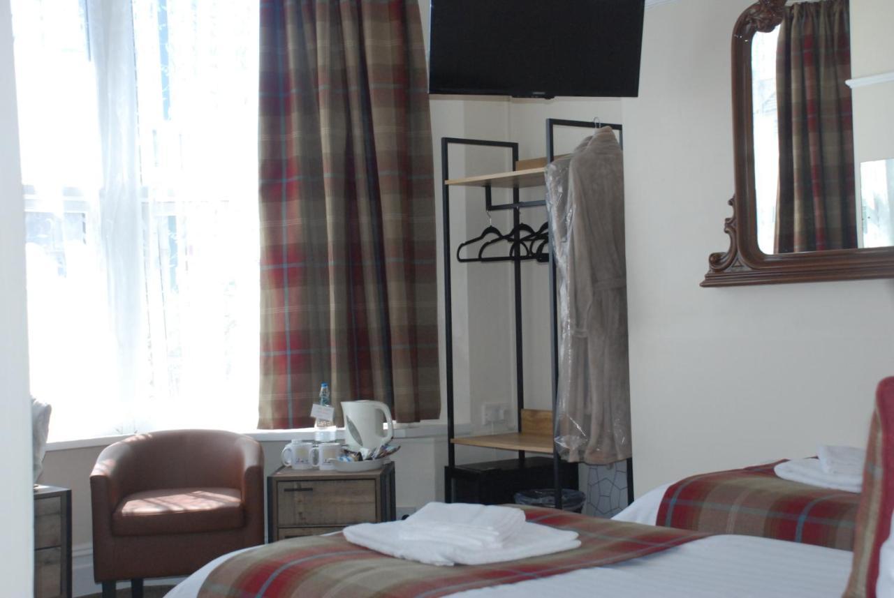 Trevali Guest House ボグナー・リージス エクステリア 写真
